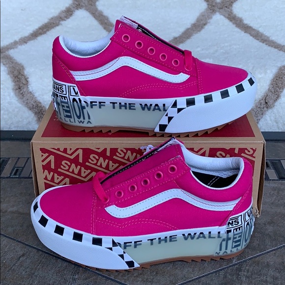 logo stacked old skool vans